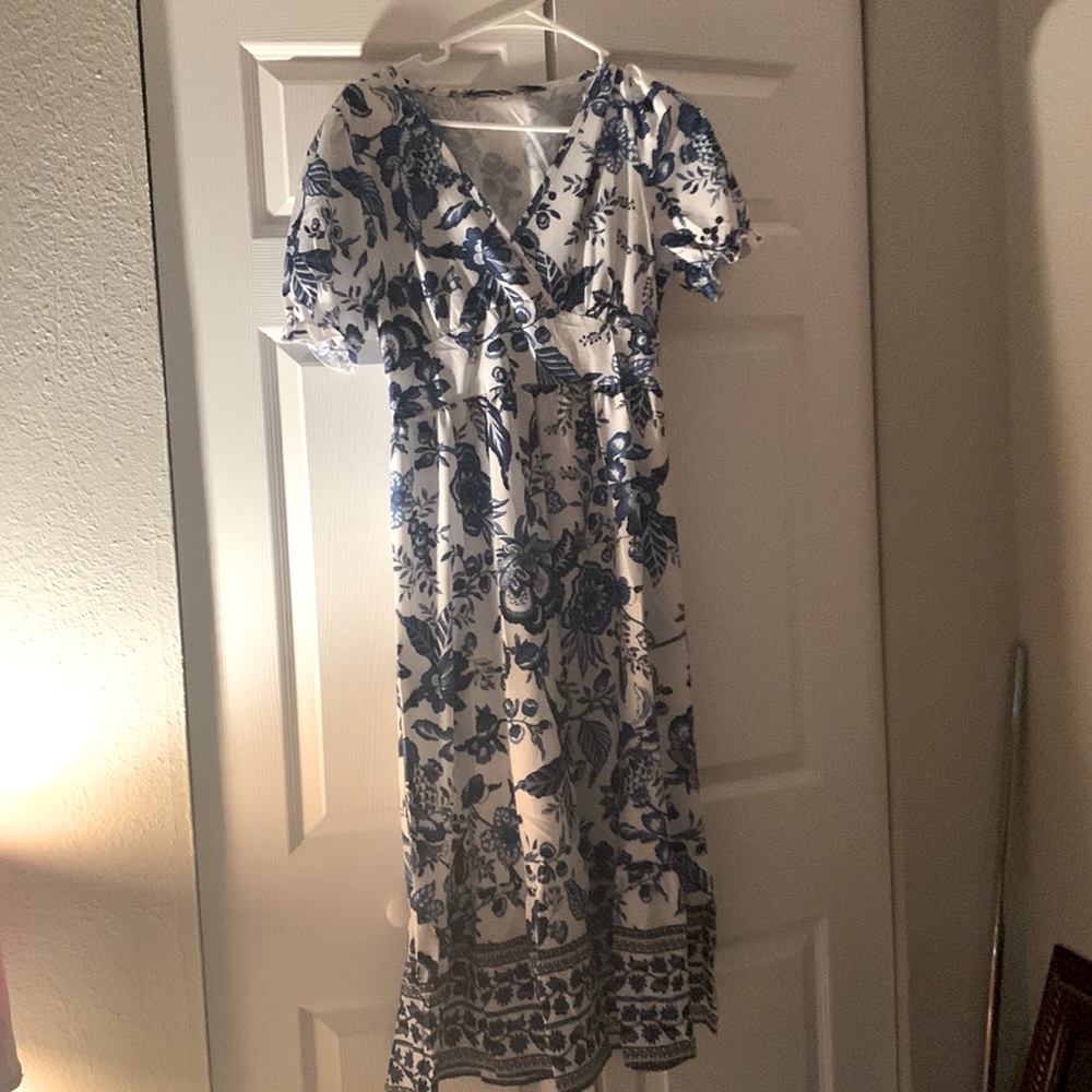 Women’s dress